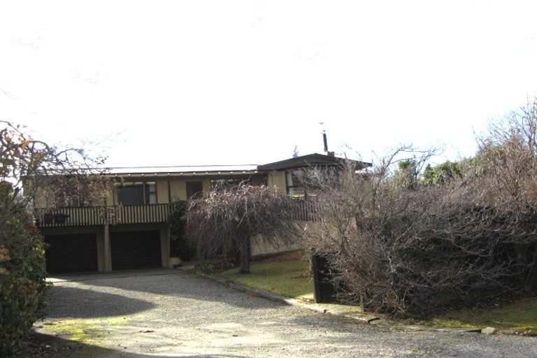 Photo of property in 17 Wiley Road, Wanaka, 9305