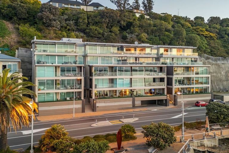 Photo of property in Quay Apartments Tower 2, 208/283 Wakefield Quay, Stepneyville, Nelson, 7010