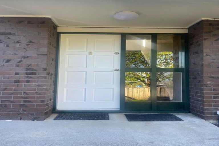 Photo of property in 1/41 College Road, Northcote, Auckland, 0627