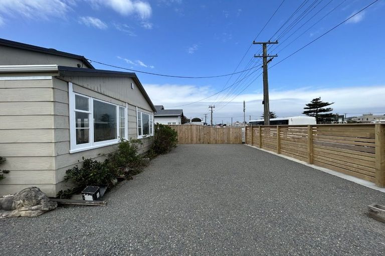Photo of property in 145 Seabury Avenue, Foxton Beach, Foxton, 4815