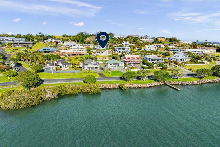 Photo of property in 288 Beach Road, Onerahi, Whangarei, 0110
