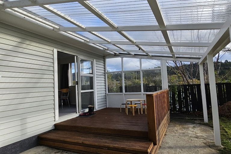 Photo of property in 11 Morrison Grove, Stokes Valley, Lower Hutt, 5019