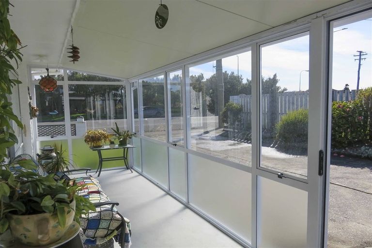 Photo of property in 145 Mcquarrie Street, Kingswell, Invercargill, 9812