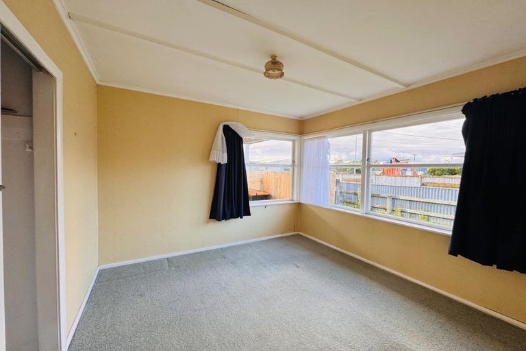 Photo of property in 63 Fairs Road, Milson, Palmerston North, 4414