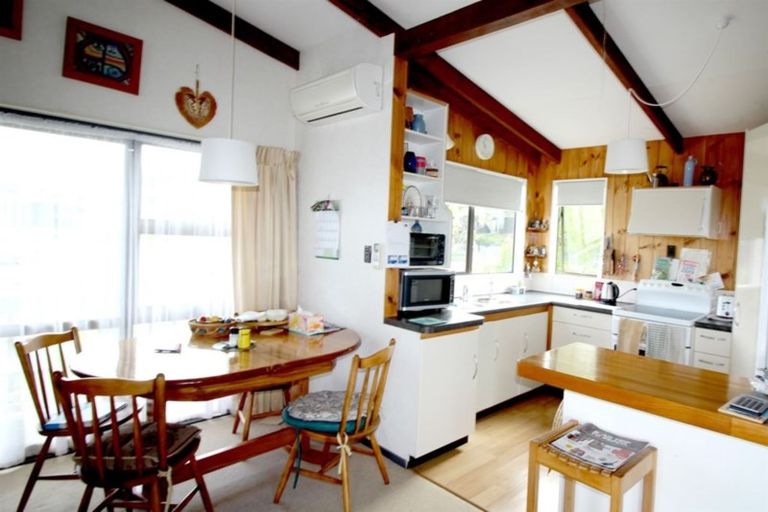 Photo of property in 26 Tirairaka Terrace, Okiato, Russell, 0272