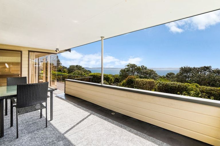 Photo of property in 146 Pacific Parade, Army Bay, Whangaparaoa, 0930