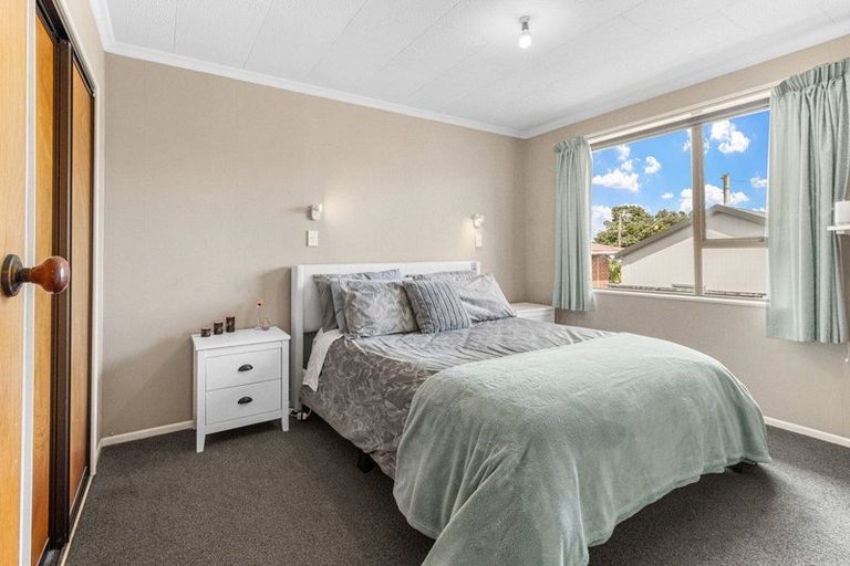 Photo of property in 23b Stoke Street, Westown, New Plymouth, 4310