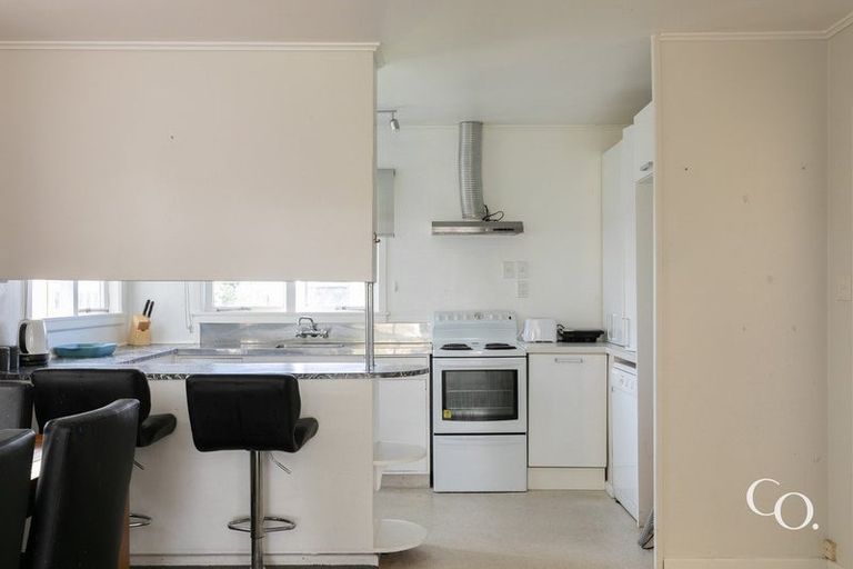 Photo of property in 24 Mill Road, Clive, 4102