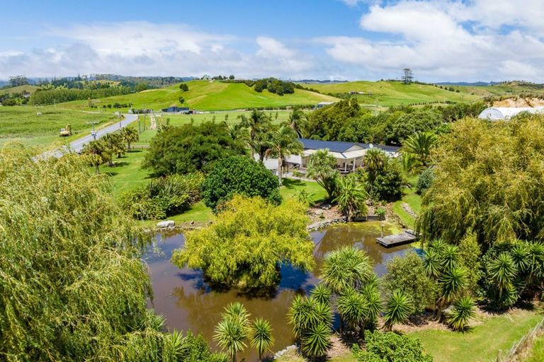 Photo of property in 338 South Road, Waipu, 0582