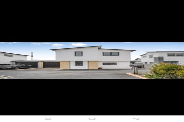 Photo of property in 19 Latimer Way, Petone, Lower Hutt, 5012