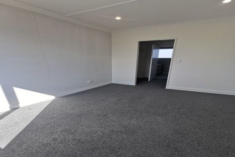 Photo of property in 64 Parkwood Avenue, Westgate, Auckland, 0614
