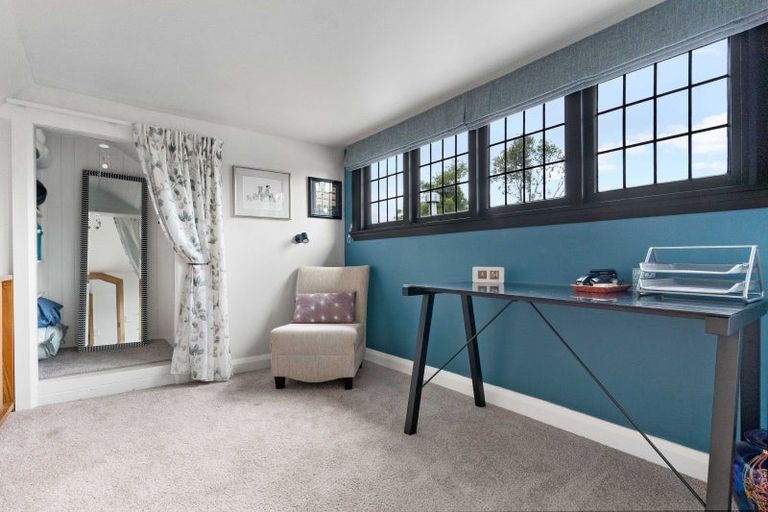 Photo of property in 9 Terrace End, Lansdowne, Masterton, 5810