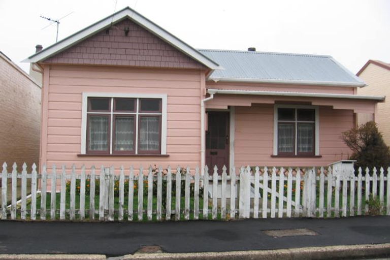 Photo of property in 57 Bathgate Street, South Dunedin, Dunedin, 9012