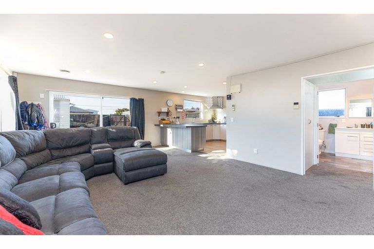 Photo of property in 192a Breezes Road, Aranui, Christchurch, 8061