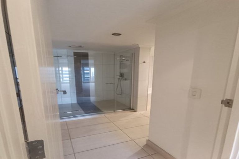 Photo of property in Bellagio Apartments, 6e/39 Taranaki Street, Te Aro, Wellington, 6011