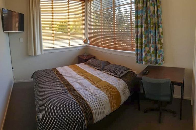 Photo of property in 84 Molyneux Avenue, Cromwell, 9310