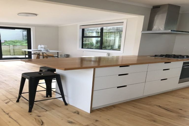 Photo of property in 7 Milton Street, Berhampore, Wellington, 6023