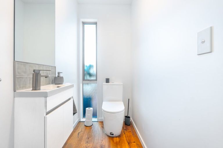 Photo of property in 2/179 Weston Road, St Albans, Christchurch, 8052