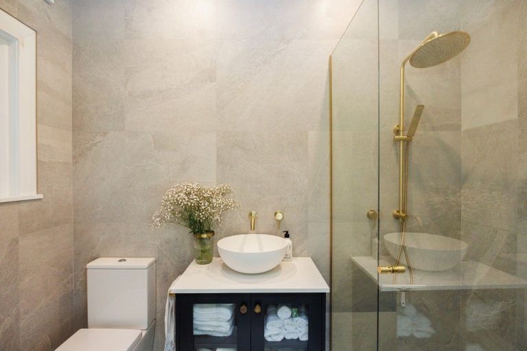 Photo of property in 23 Elmira Avenue, Hokowhitu, Palmerston North, 4410