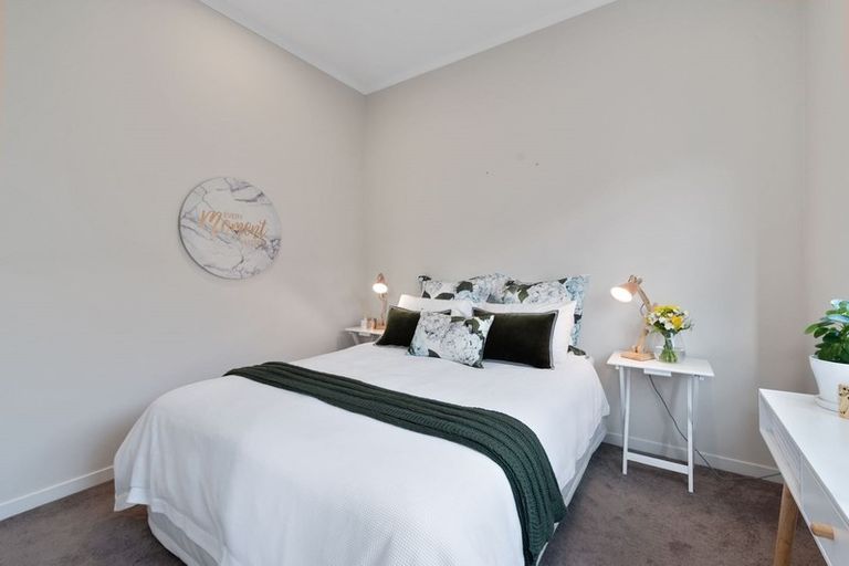 Photo of property in 16 Harvest Avenue, Orewa, 0931