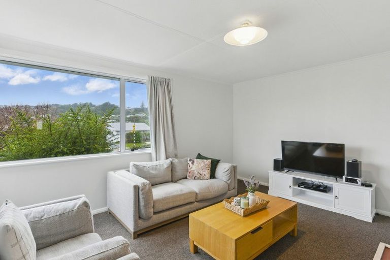 Photo of property in 96 Main Road, Titahi Bay, Porirua, 5022