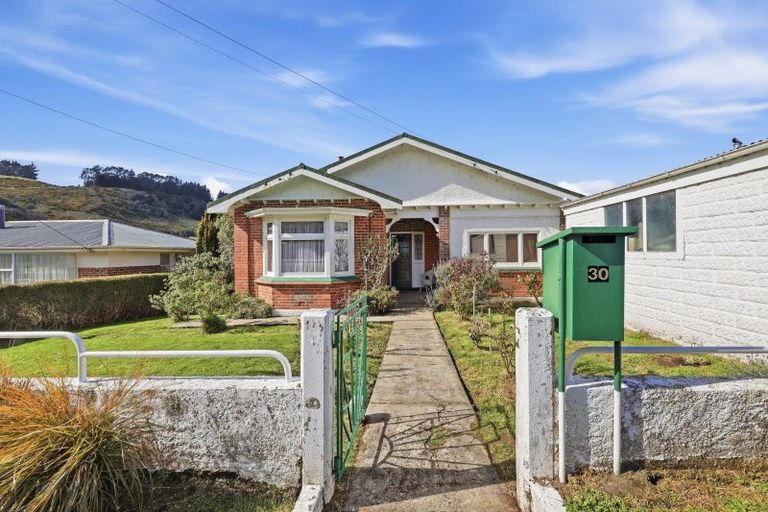 Photo of property in 30 Hugh Street, Sawyers Bay, Port Chalmers, 9023