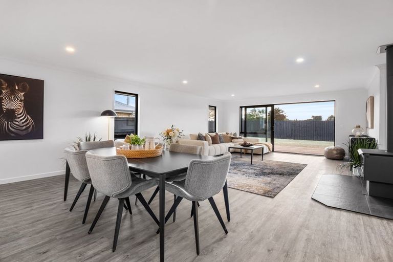 Photo of property in 44 Suffolk Drive, Kirwee, 7571