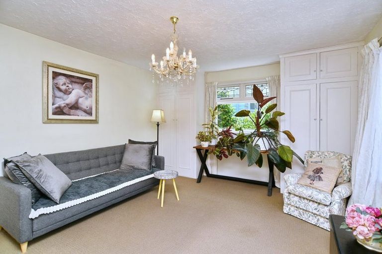 Photo of property in 1/2 Barrington Street, Somerfield, Christchurch, 8024