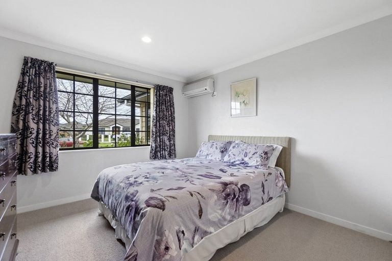 Photo of property in 11 Woodham Place, Rototuna North, Hamilton, 3210