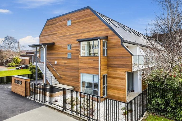 Photo of property in 4/432 Great King Street, North Dunedin, Dunedin, 9016