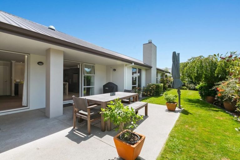 Photo of property in 16 Contour Avenue, Pyes Pa, Tauranga, 3112