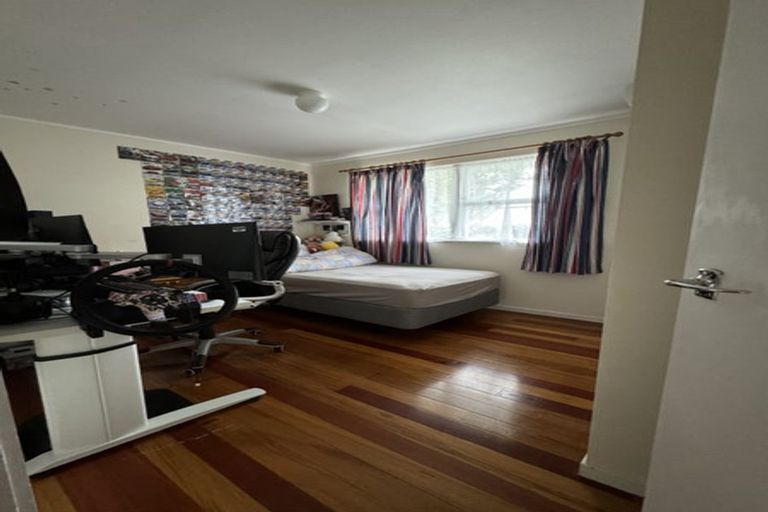 Photo of property in 29 Judkins Crescent, Cockle Bay, Auckland, 2014