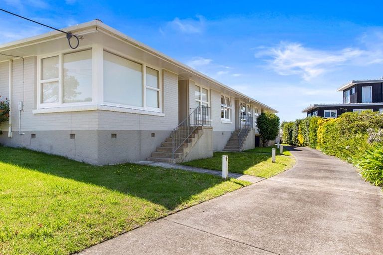 Photo of property in 2/84 Jutland Road, Hauraki, Auckland, 0622