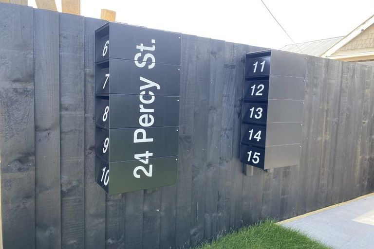 Photo of property in 9/24 Percy Street, Phillipstown, Christchurch, 8011