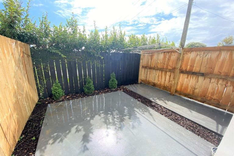 Photo of property in 14/10 Burrows Place, Frankton, Hamilton, 3204