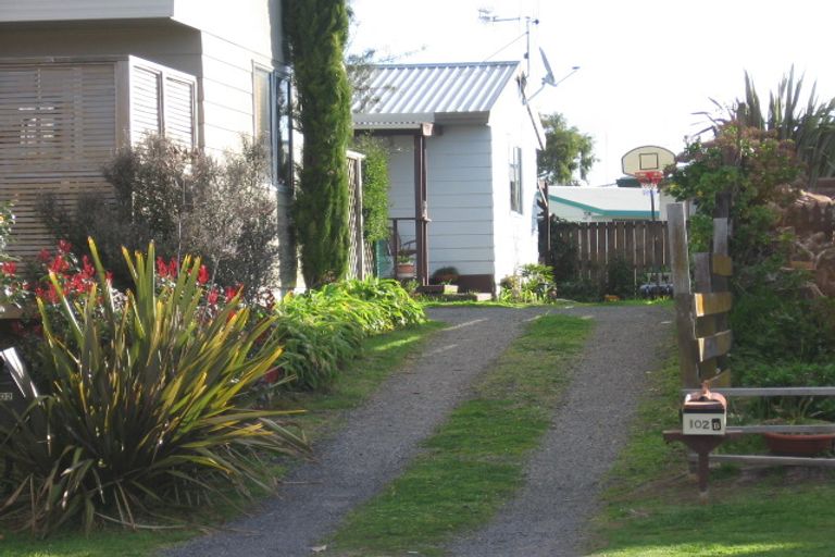 Photo of property in 1/102 Windermere Drive, Poike, Tauranga, 3112