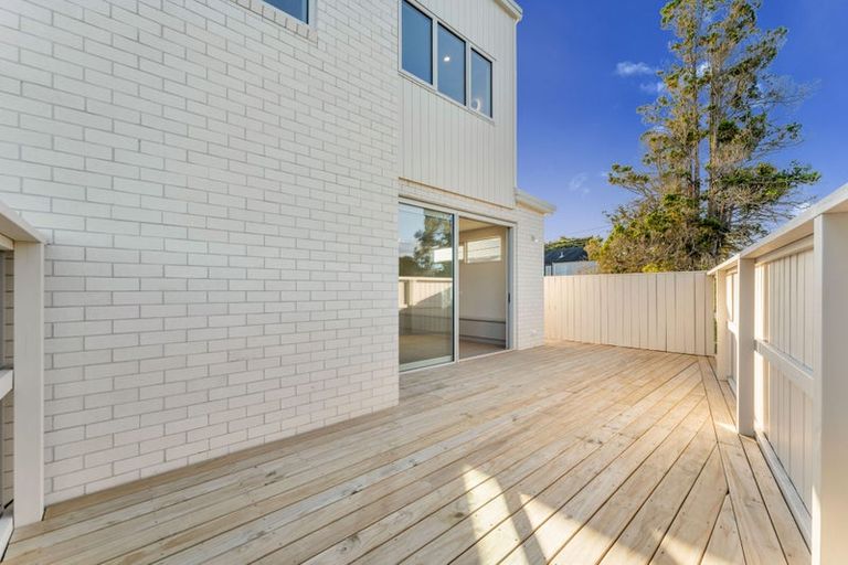 Photo of property in 318 Swanson Road, Henderson, Auckland, 0610