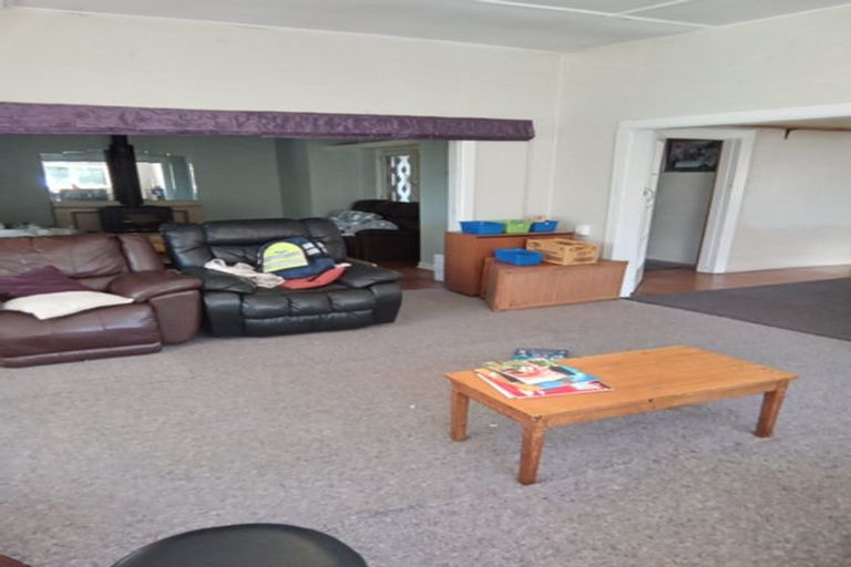 Photo of property in 31 Brougham Street, Westport, 7825