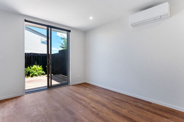 Photo of property in 10/25 Tranent Road, Mangere, Auckland, 2022