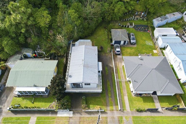 Photo of property in 806 Tararu Sh25 Road, Thames, 3500