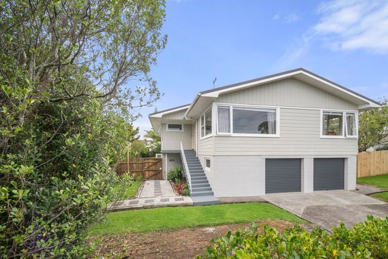 Photo of property in 16 The Boulevard, Sunnyhills, Auckland, 2010