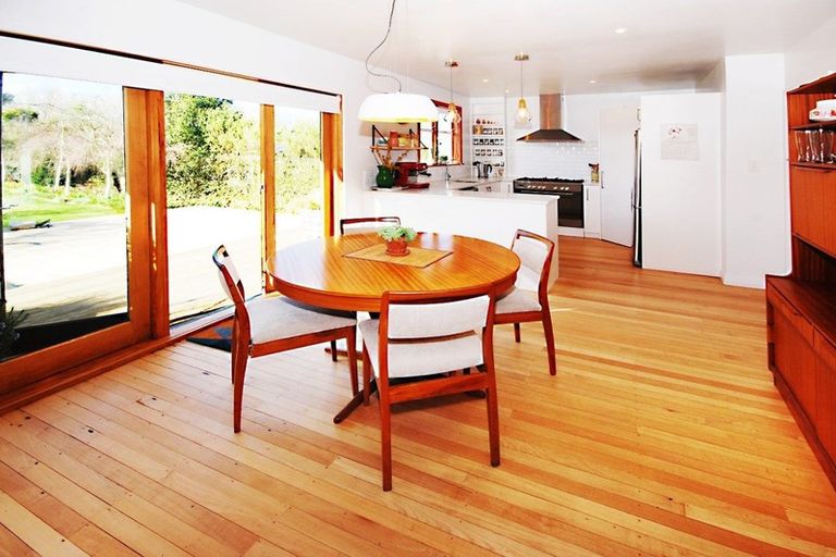 Photo of property in 67 Kuratawhiti Street, Greytown, 5712