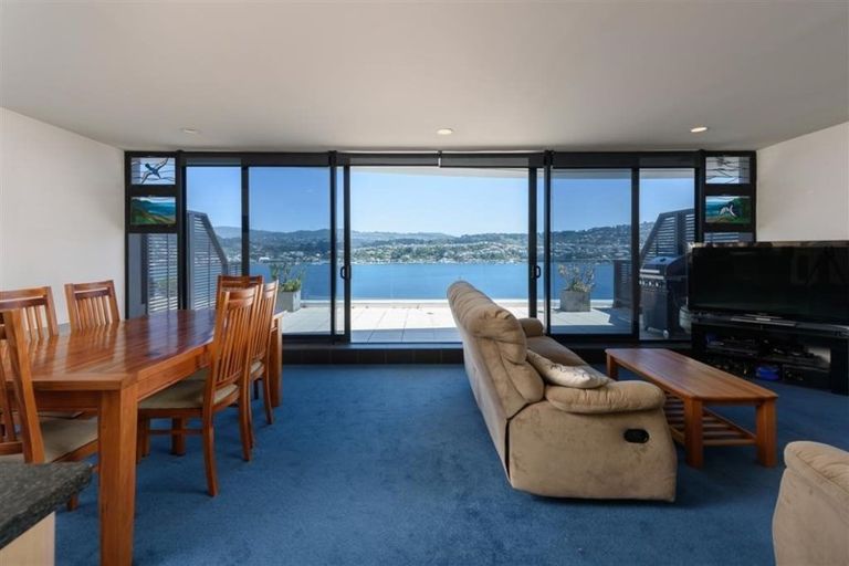 Photo of property in Shelley Bay Terraces, 21/61 Maupuia Road, Maupuia, Wellington, 6022