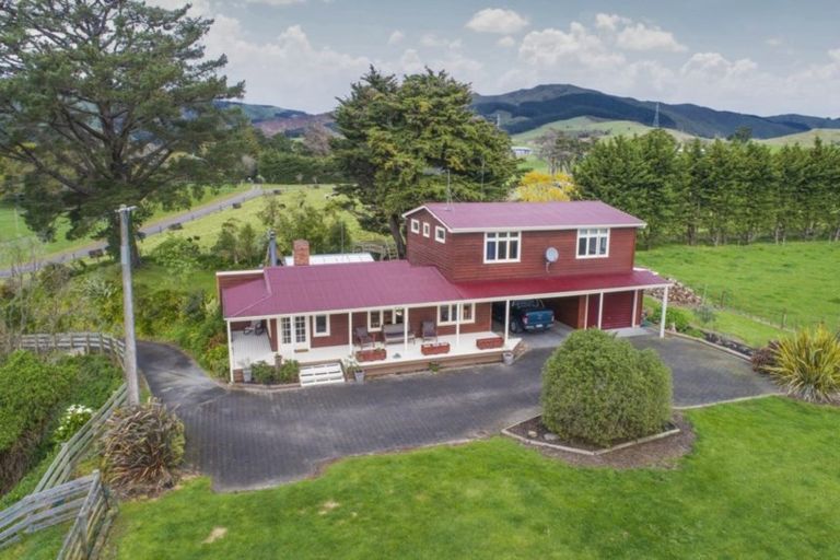 Photo of property in 308 Hewitts Road, Linton, Palmerston North, 4472