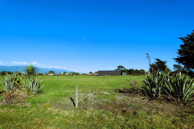 Photo of property in 183 Craddock Drive, Westport, 7825