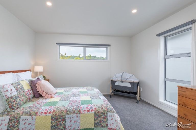 Photo of property in 25 Mcgrath Way, Taita, Lower Hutt, 5011