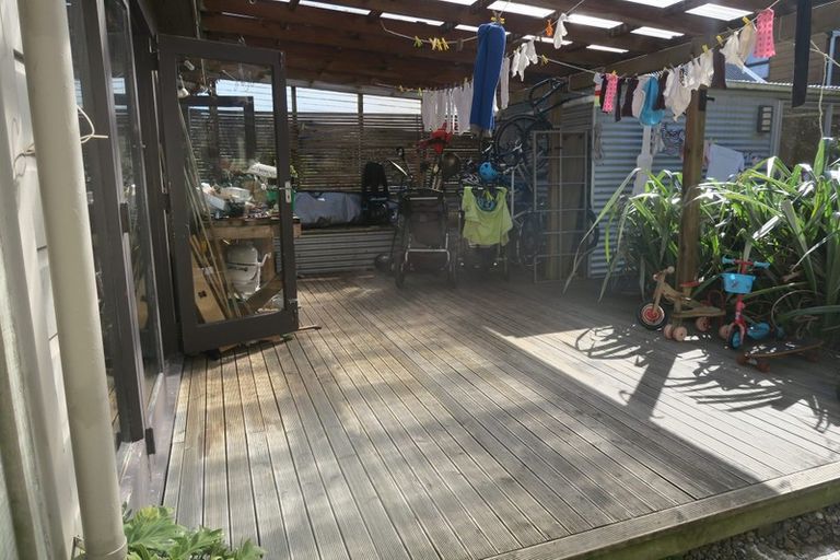 Photo of property in 14 Te Wharepouri Street, Berhampore, Wellington, 6023