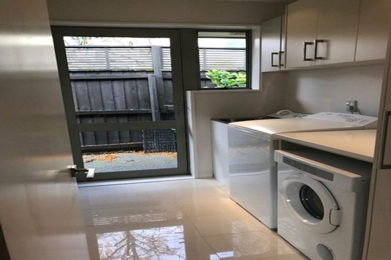 Photo of property in 398a Ilam Road, Bryndwr, Christchurch, 8053