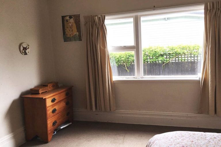 Photo of property in 74 Edward Avenue, Edgeware, Christchurch, 8013