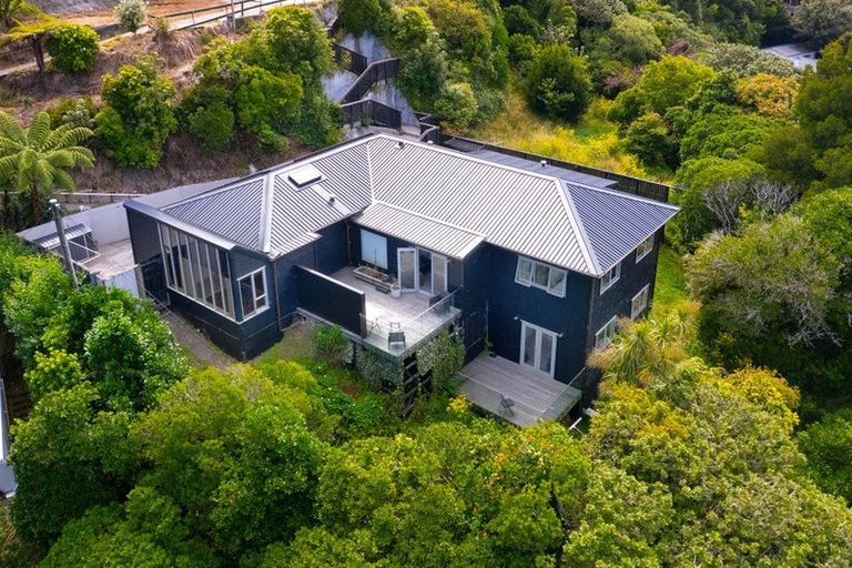 Photo of property in 77 Old Porirua Road, Ngaio, Wellington, 6035